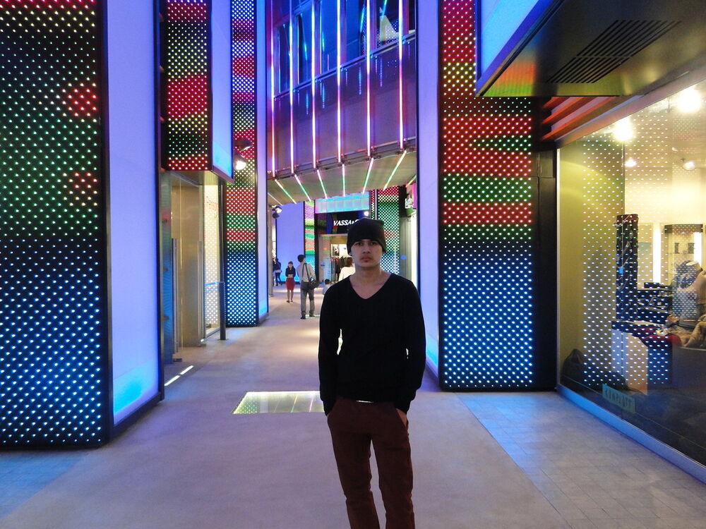  4809776  Anzor, 38 ,    