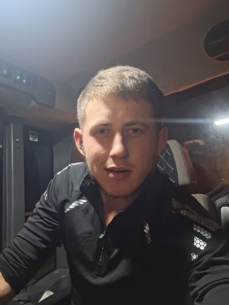  ,   Alexander, 24 ,   ,   , 