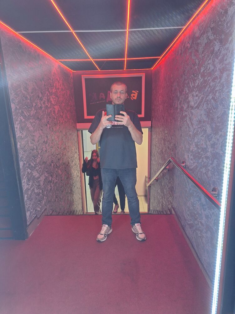  45822196  , 33 ,    