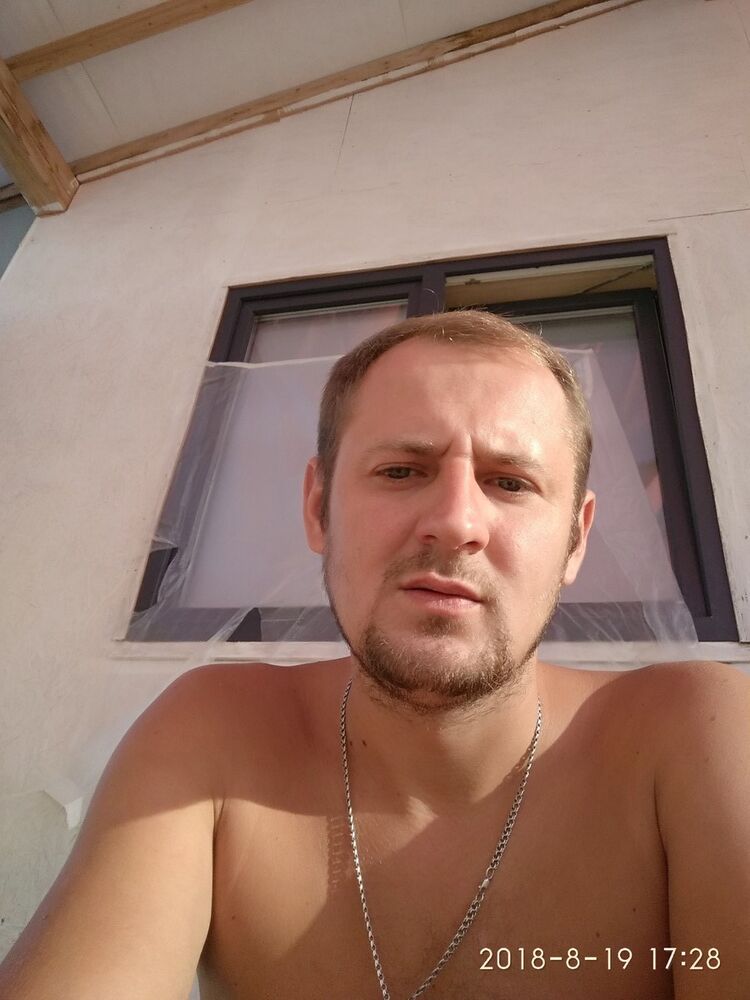  ,   Andrei, 37 ,   ,   , c , 