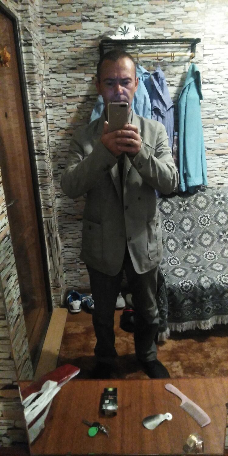  27518456  , 43 ,    
