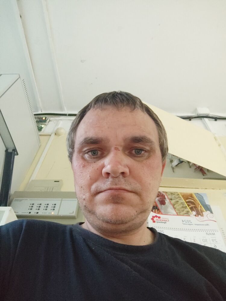  48399946  , 42 ,    