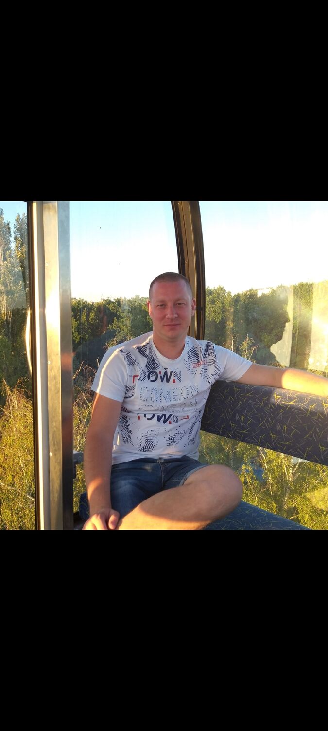  46867716  Ilya, 37 ,    