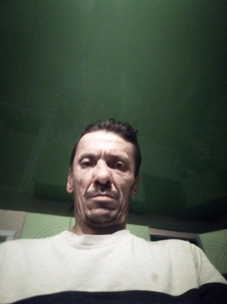  38379206  , 49 ,    