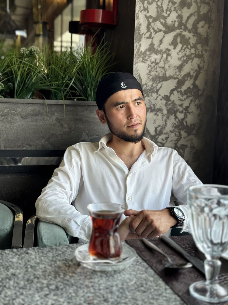  ,   James, 27 ,   ,   