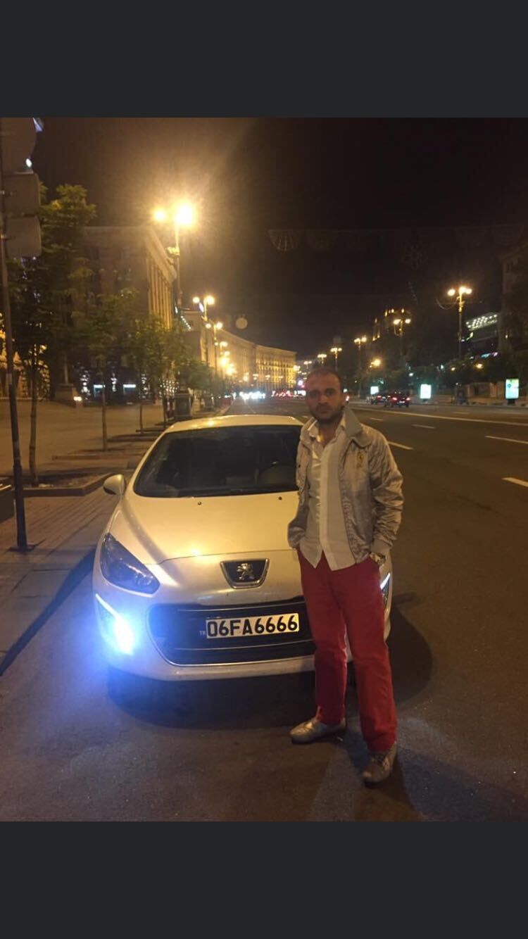  49369096  Ahmet, 42 ,    