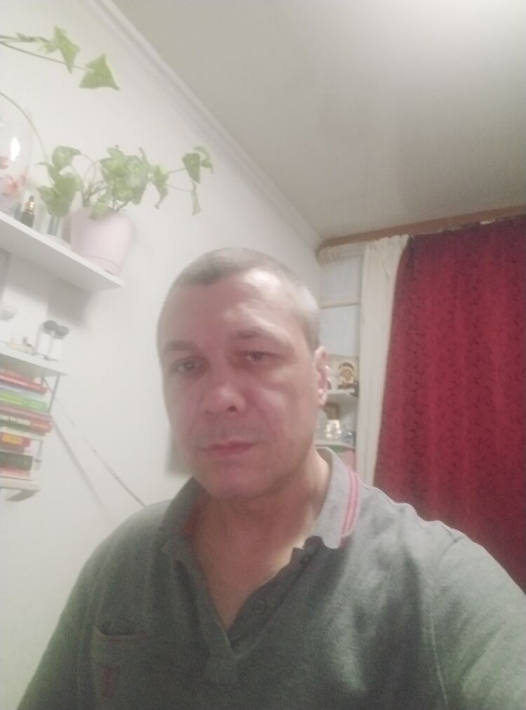  50649656  Alekcei, 42 ,    