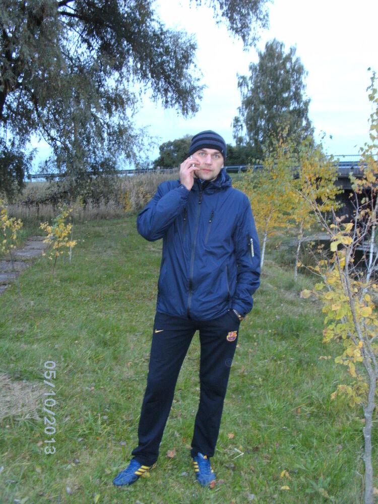  5609506  Alex 2015, 39 ,    