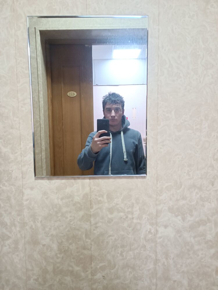  39407266  Jamshid, 22 ,    