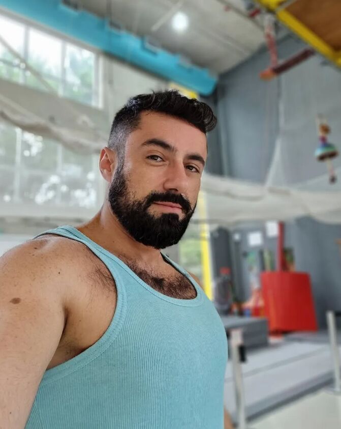  49886246  , 40 ,    