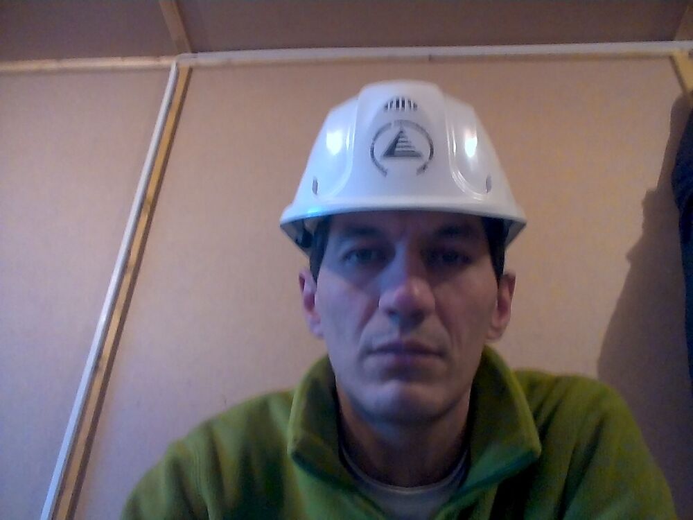  5673566  Ruslan, 47 ,    