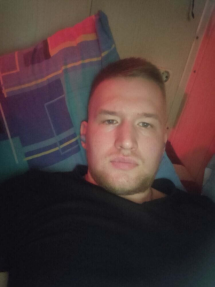 42657446  , 30 ,    