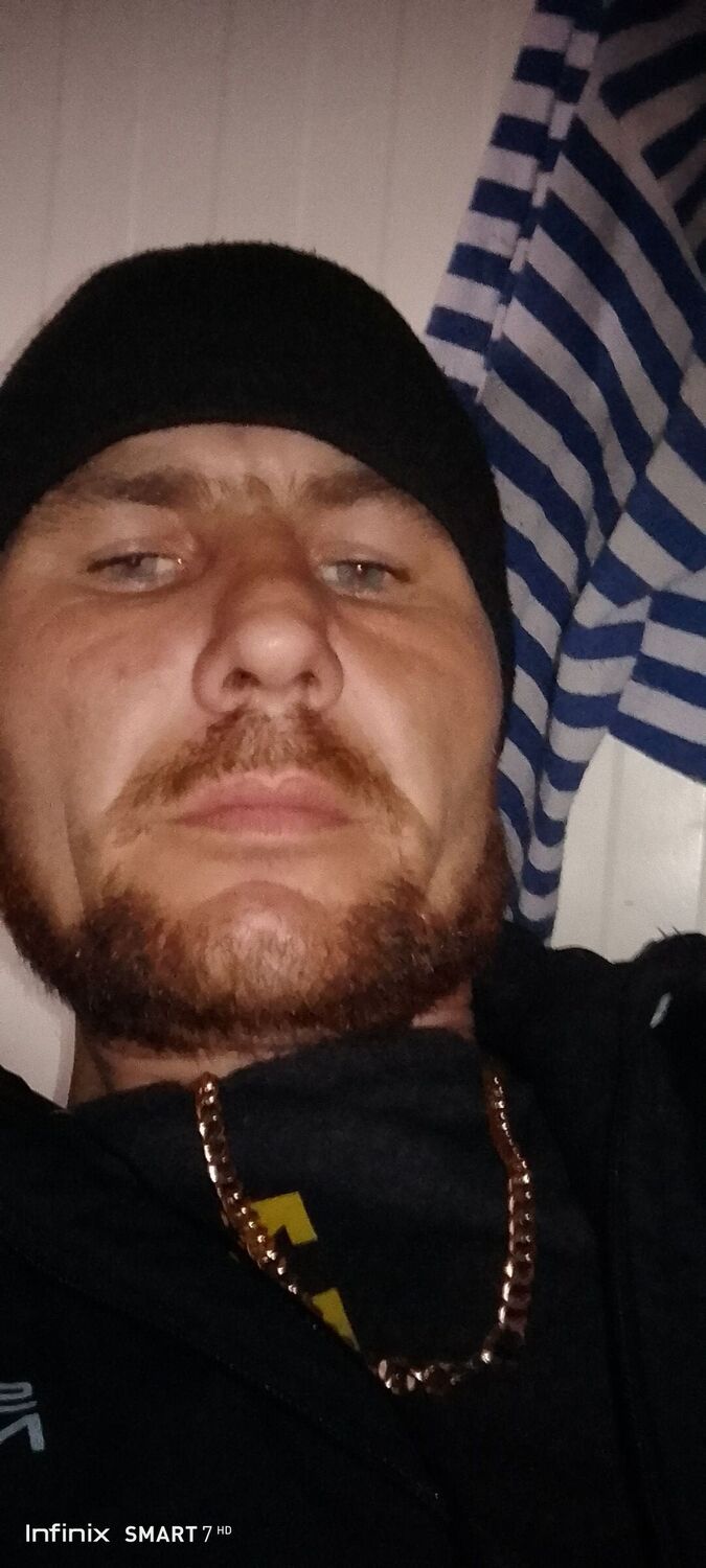  42806266  , 36 ,    