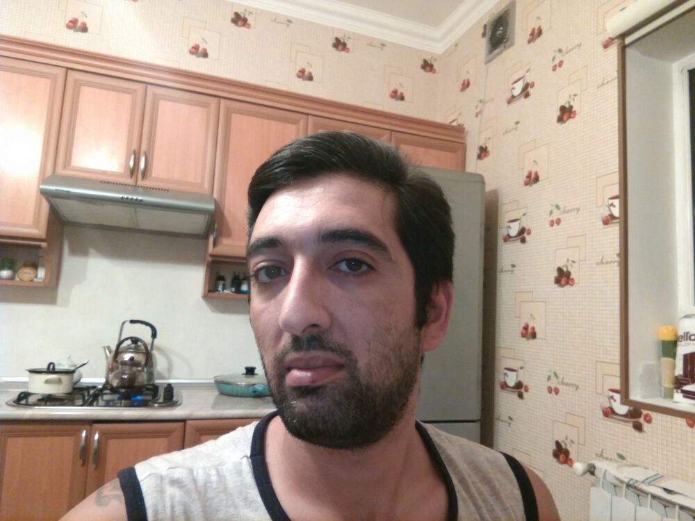  6814116  Xaqani, 42 ,    