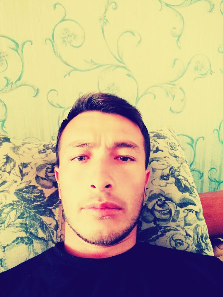  26932816  David, 29 ,    