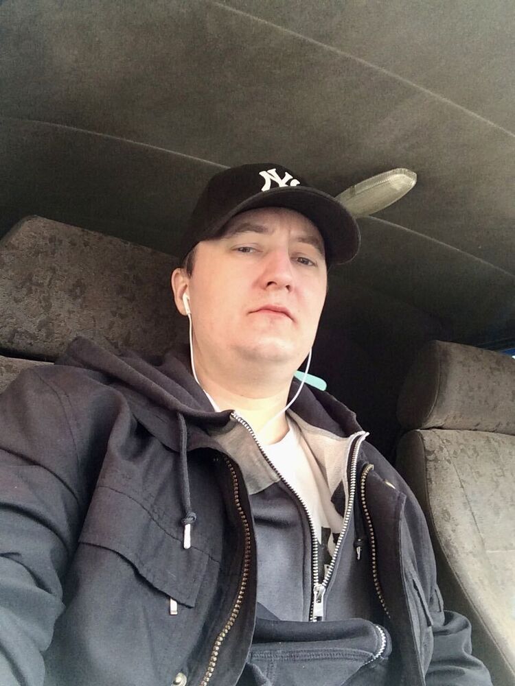  53718306  Dennis, 45 ,     
