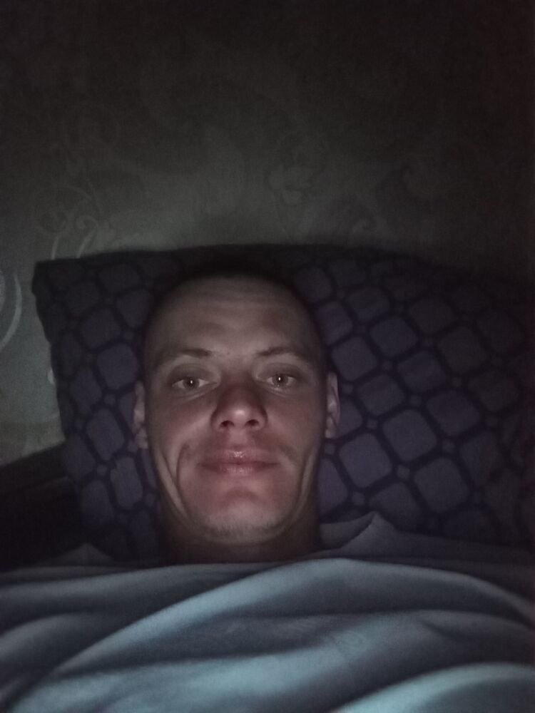  46768836  , 32 ,    