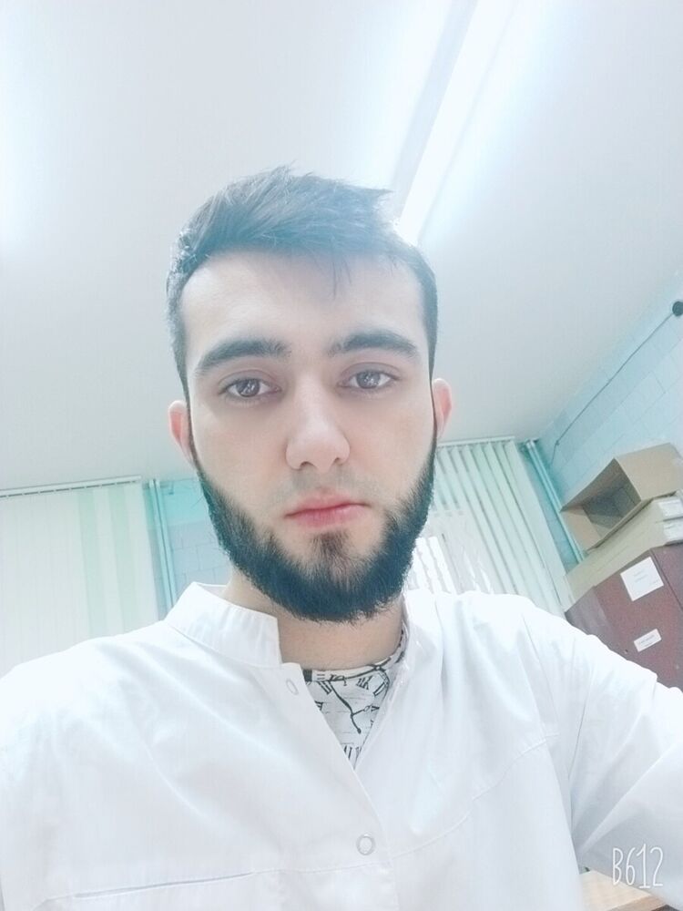  20494926  Martin, 27 ,    