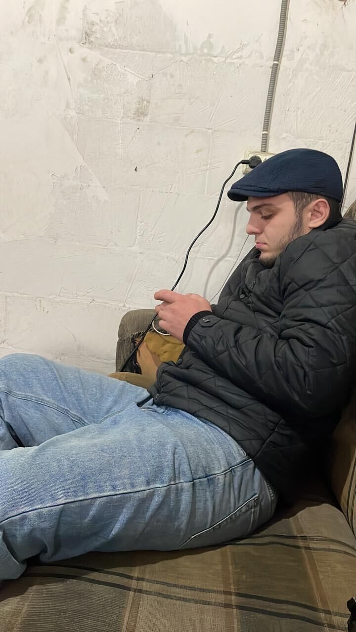  -,   , 28 ,   ,   