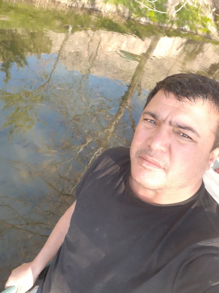  15615486  Inomjon, 45 ,    