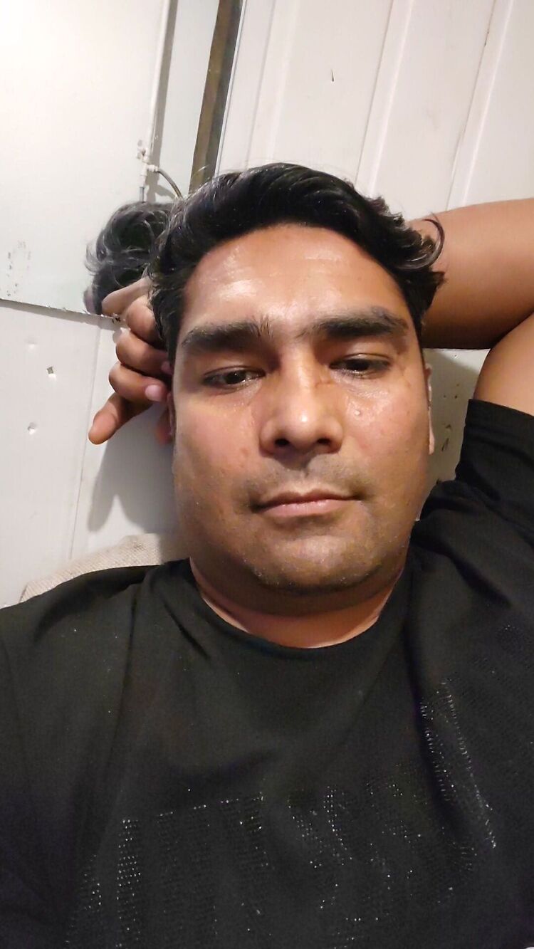  50128946  Nurjon, 43 ,    