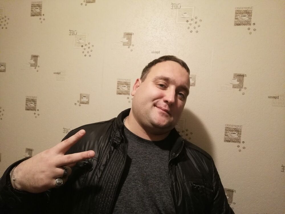  ,   Aleksandr, 37 ,   