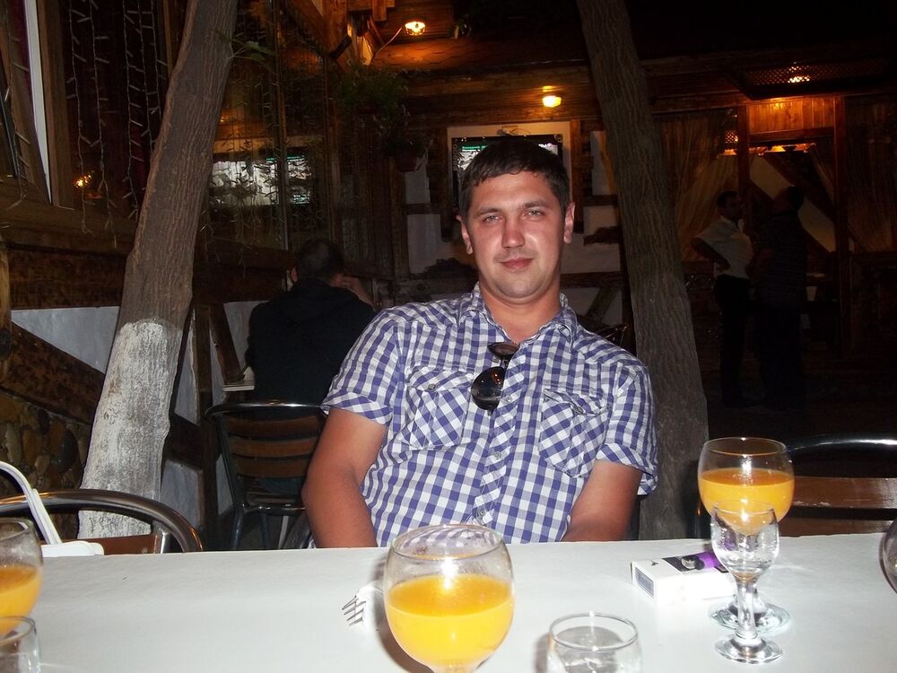  ,   Sergey, 38 ,   , 