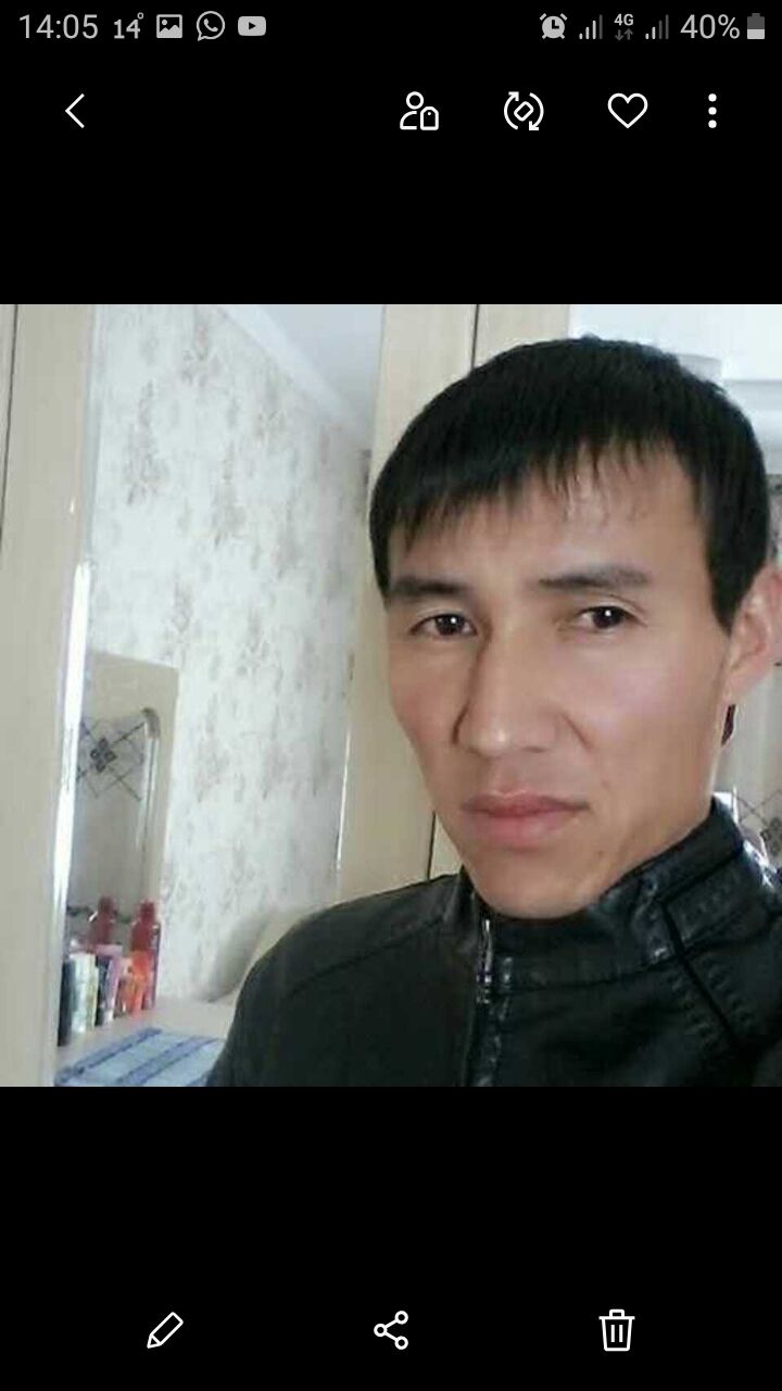  24745916  Janbolat, 42 ,    