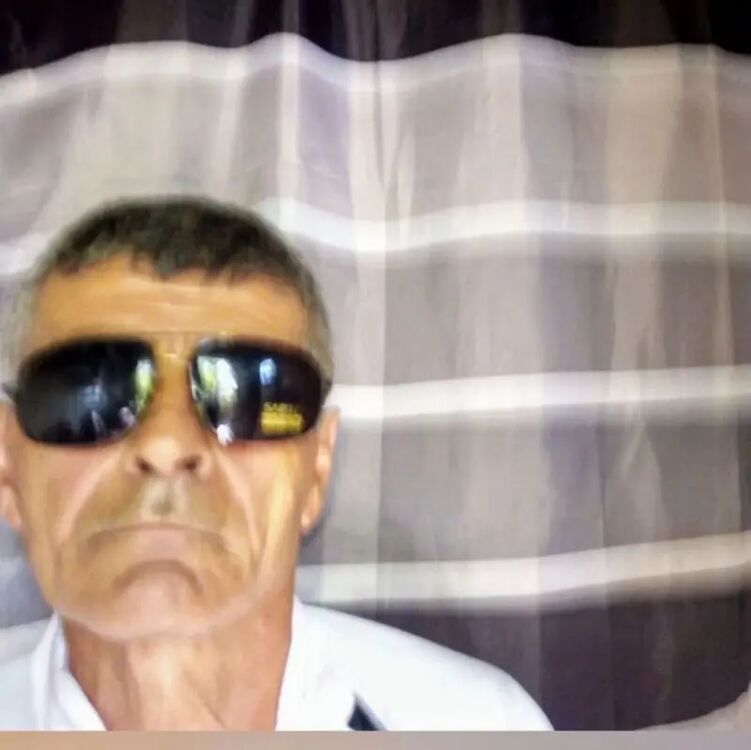  46696156  , 52 ,    