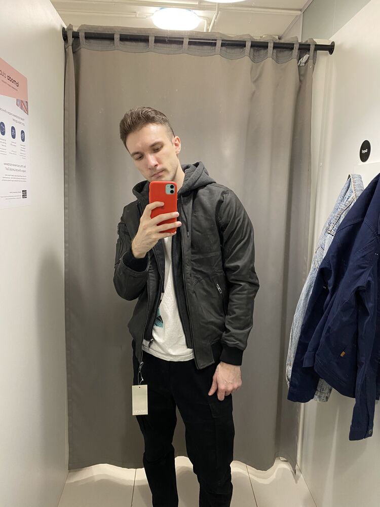  43047926  , 35 ,    