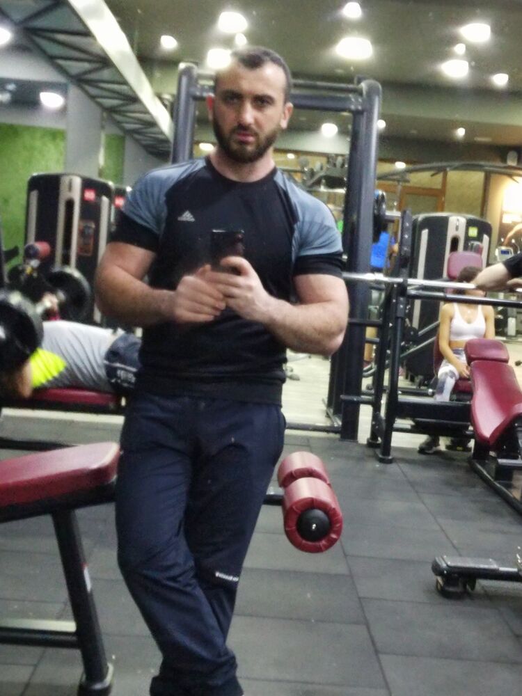 ���� 18325676 ������� Nika, 35 ���, ���� ���������� � �����