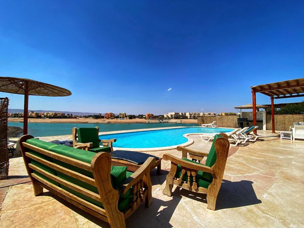  Al Ghardaqah,    , 38 ,  