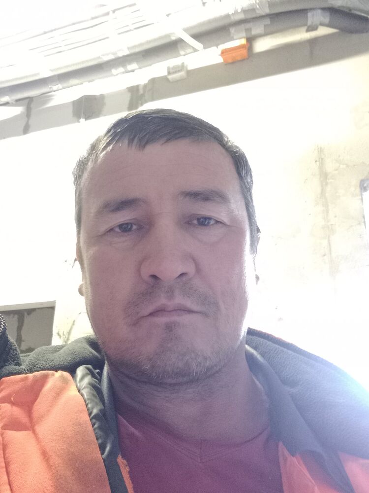  42967616  Mansur, 42 ,    