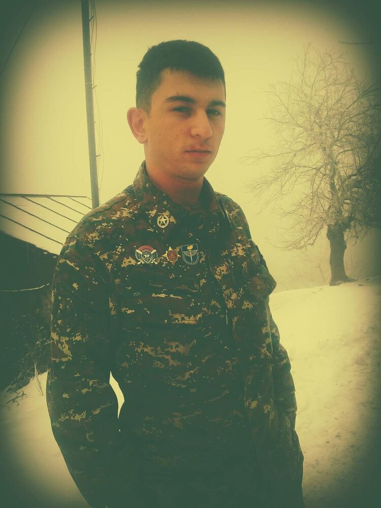  8980176  Zaqar, 29 ,    