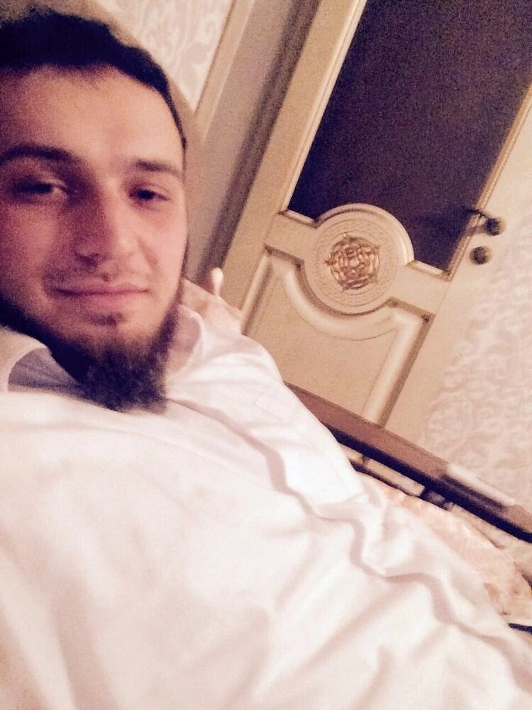  ,   Amirchik, 35 ,   