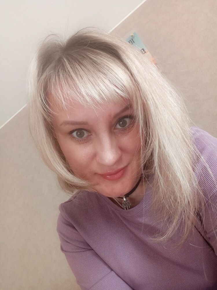  ,   Elena, 39 ,   ,   , c 