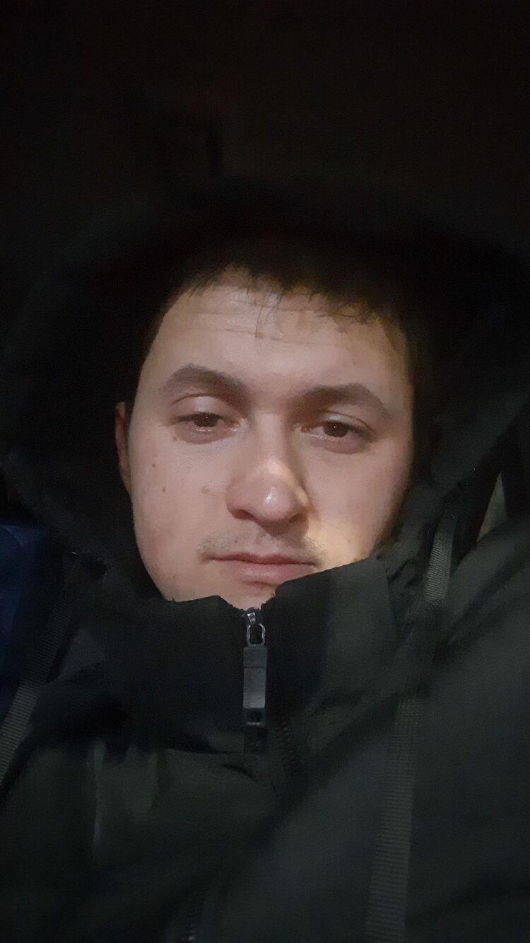  41536236  , 27 ,    