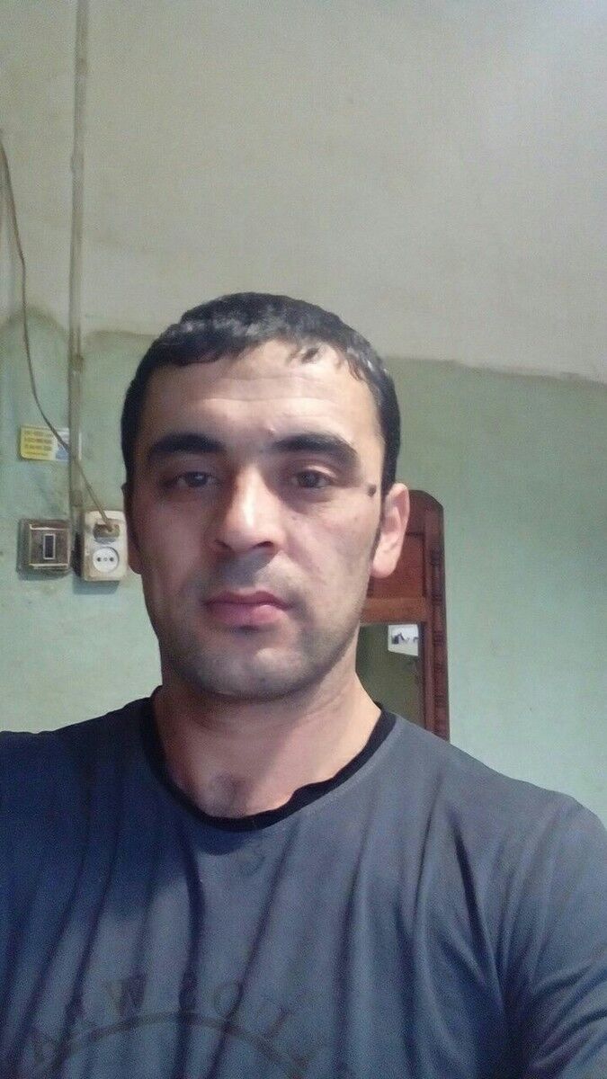  ,   Hamdam, 39 ,  