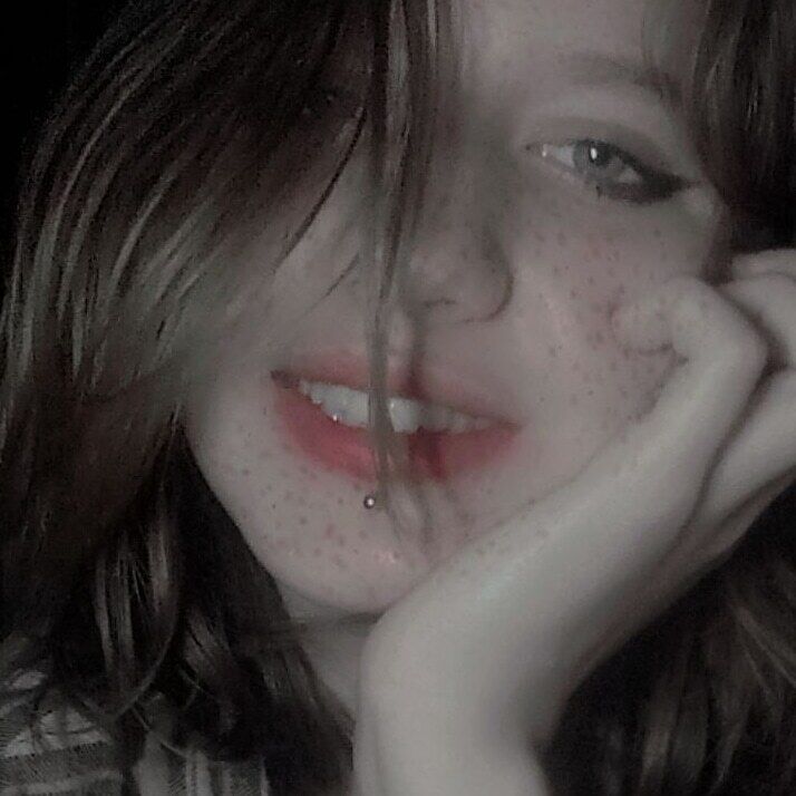  26407136  , 21 ,    