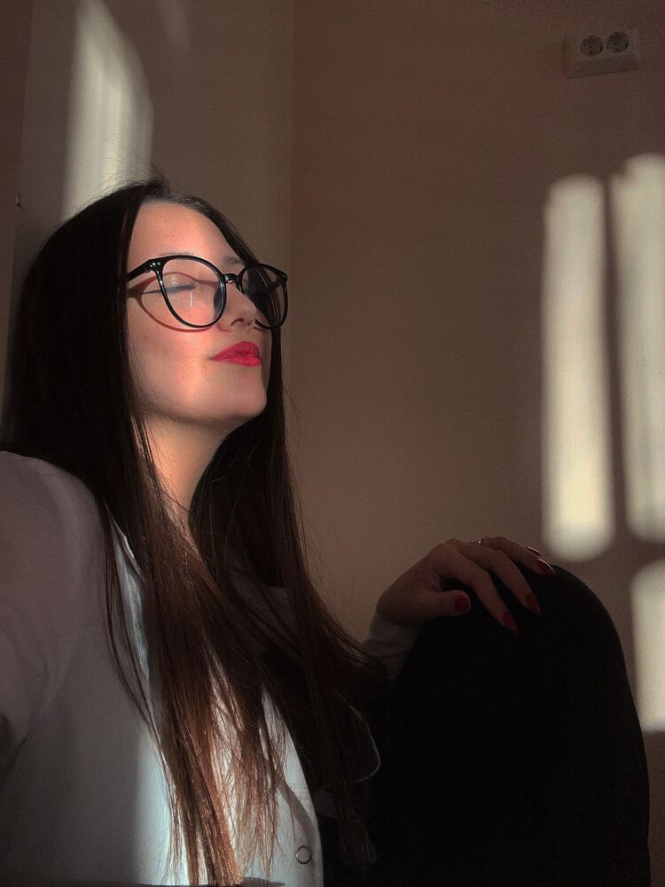  -,   Alinka, 20 ,     , c 