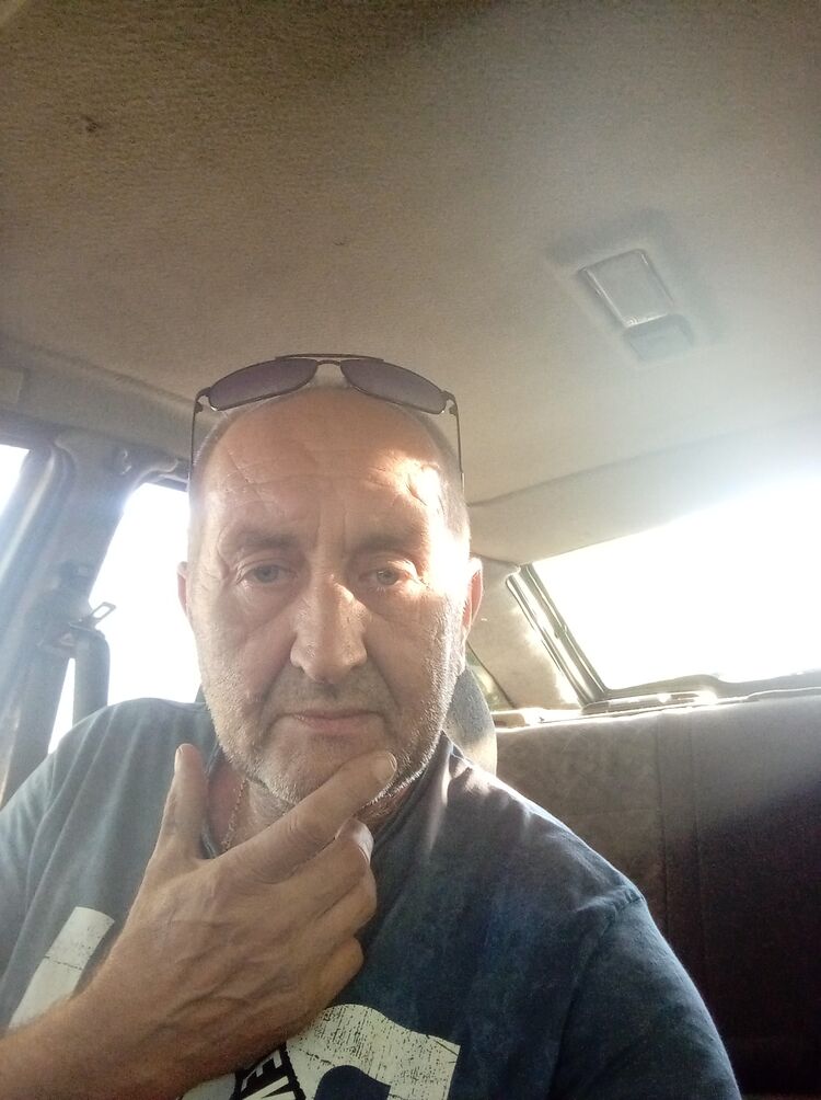  37032286  , 56 ,    