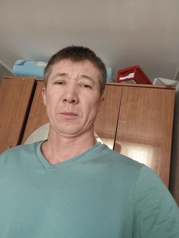  49697816  Rustam, 39 ,    