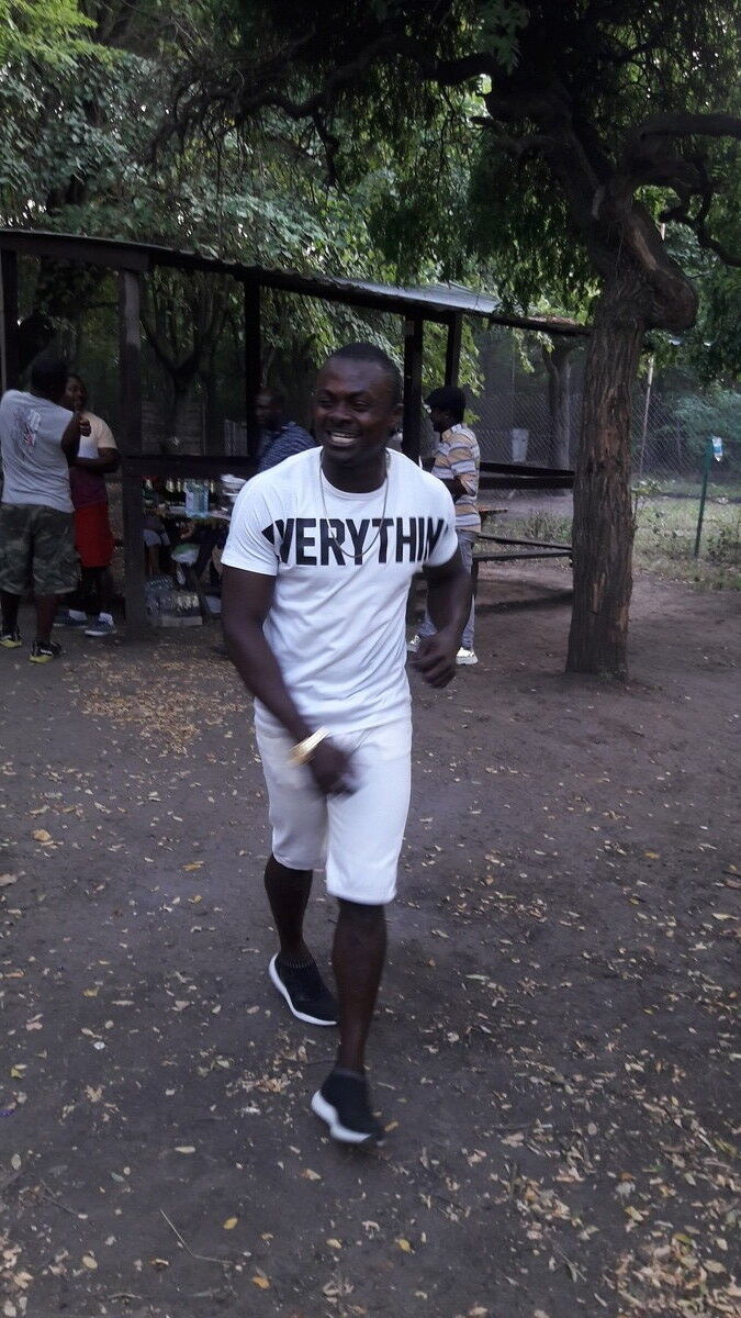  ,   Yannick, 34 ,   ,   , c 