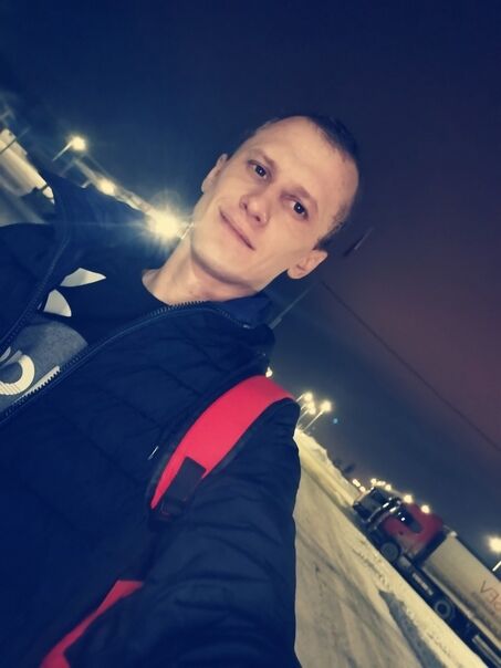  28079886  , 33 ,    --