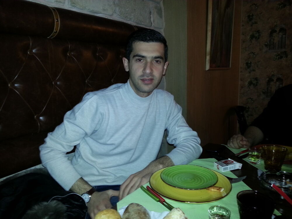  ,   Genrix, 35 ,  