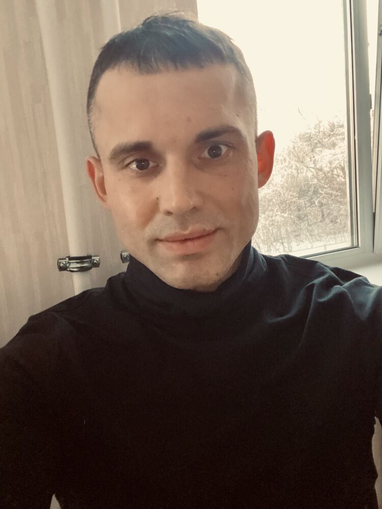  47838356  , 33 ,    