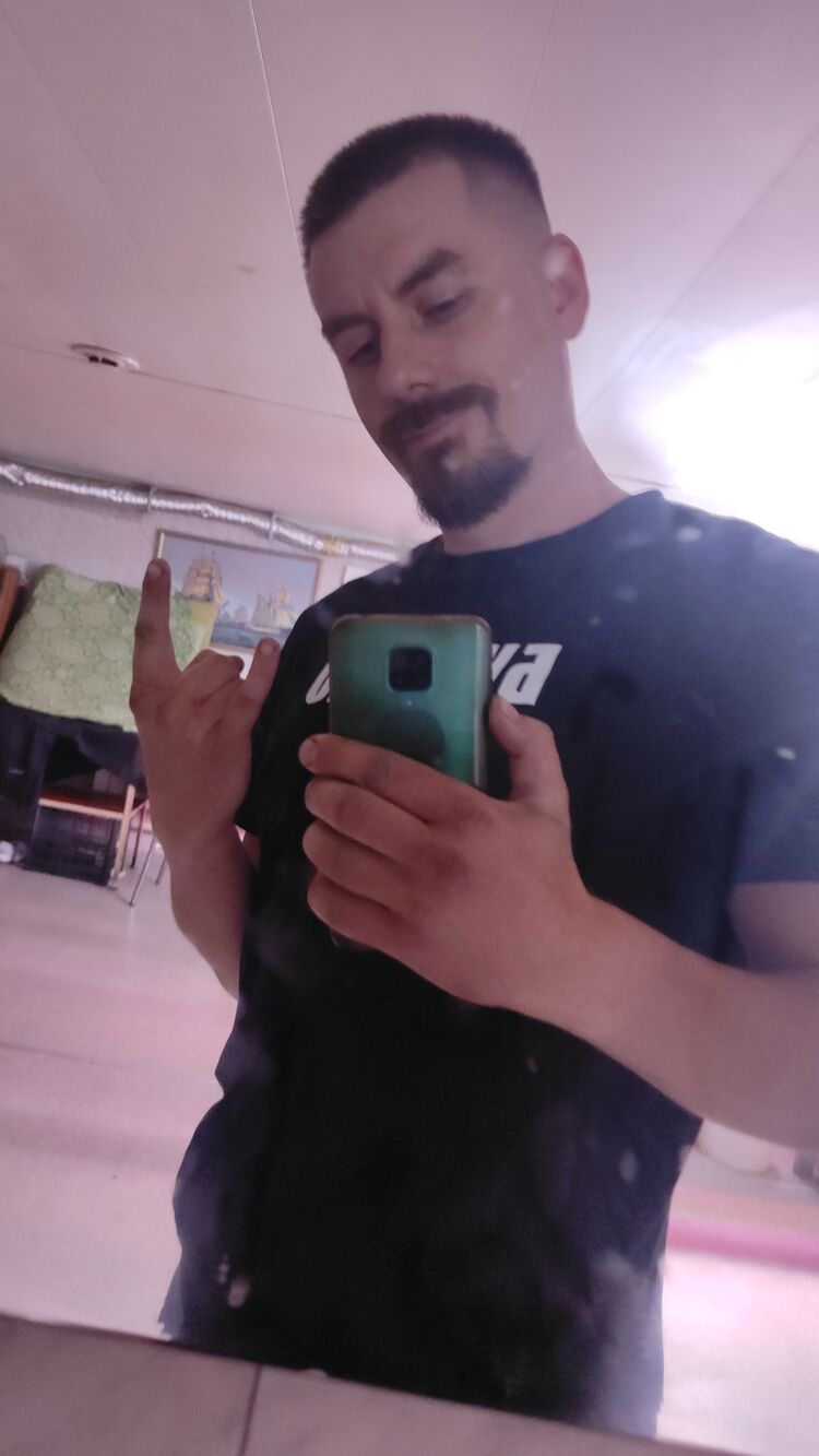  45743786  , 32 ,    