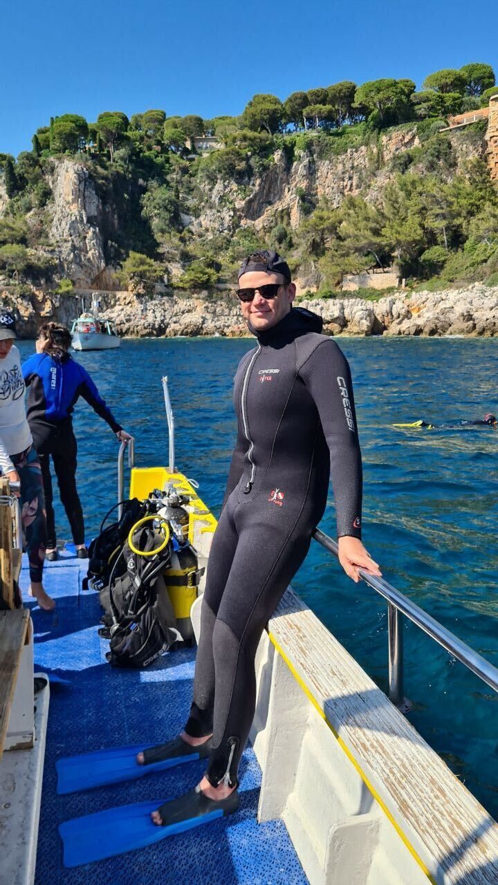  31478546  Alex, 28 ,    