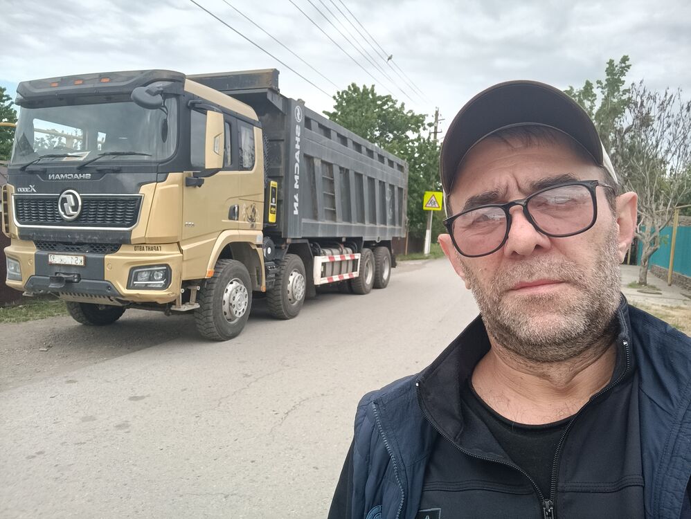  43626616  Zaur, 46 ,    
