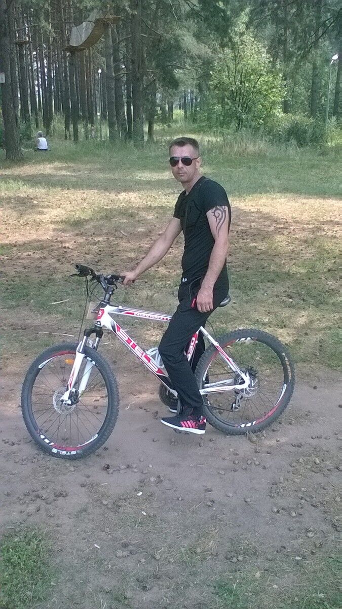  7841076  , 46 ,     